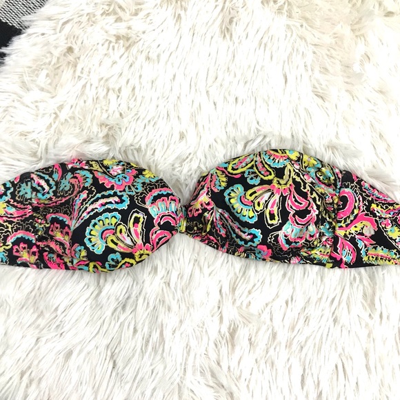 Victoria's Secret Strapless Bathing suit top Small